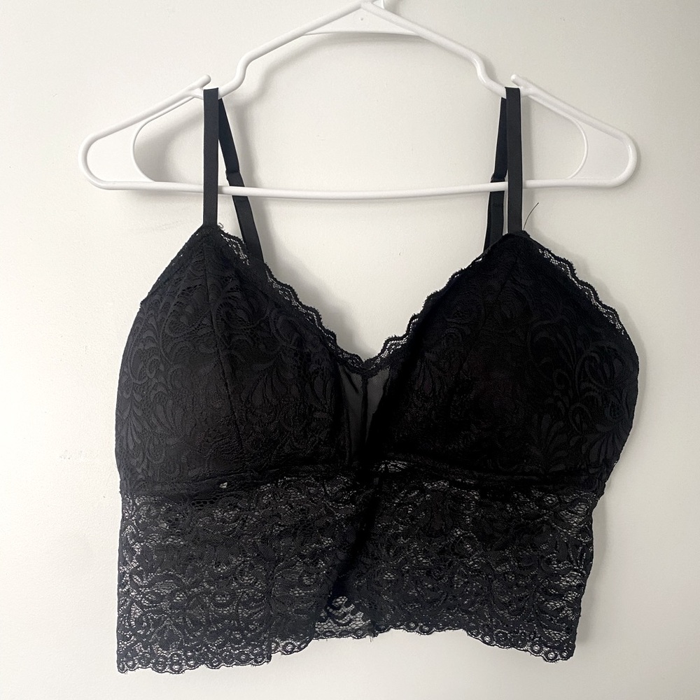 Black Lace Crop Tank